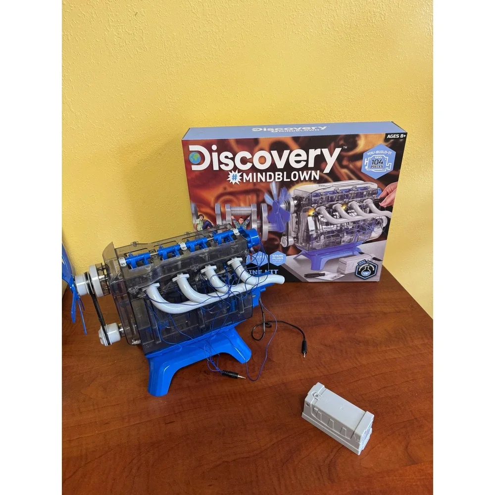 Discovery Mindblown DIY Model Engine Kit 104 Piece STEM Toy‎ Working 4-Cylinder